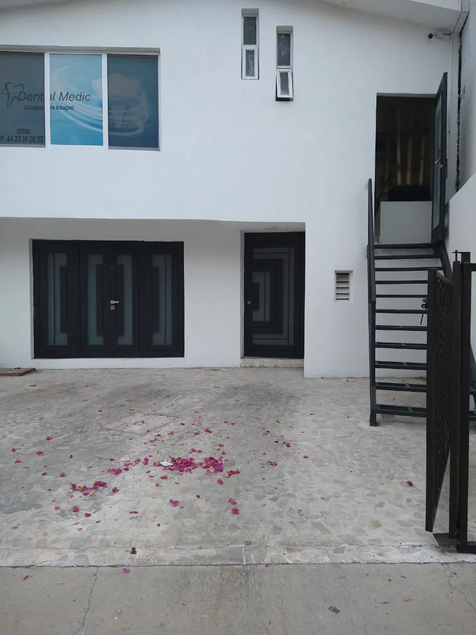 Renta de oficina o consult